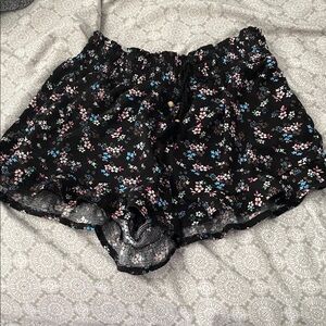 No Boundaries Black Floral Women's Shorts